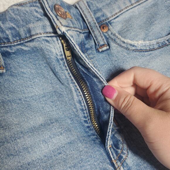 J.Crew Denim High-Rise Women's Size 25 Light Wash Jean Shorts Style AV425 Denim - Picture 7 of 14